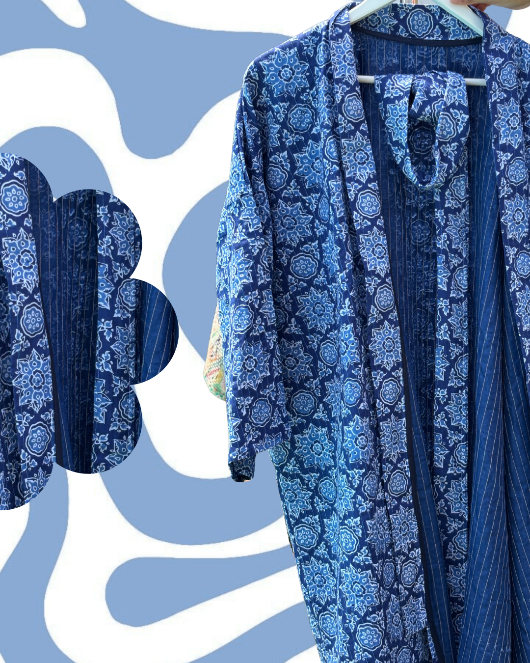 Kimono bleu à motifs