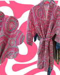 Kimono fushia à motifs