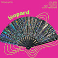 Éventail léopard holographique 33cm